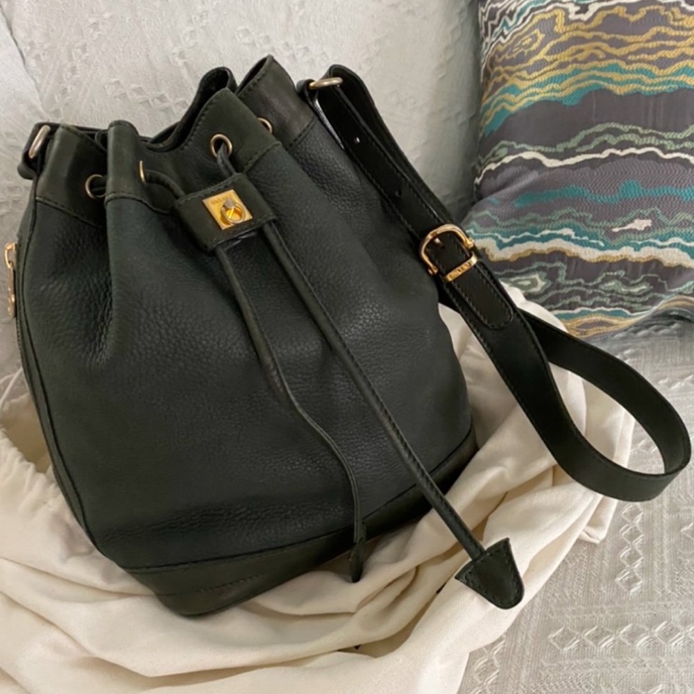 RARE~ Céline ~ Loden Tumbled Calfskin Bucket Bag with Scarlet Calfskin Interior - Picture 9 of 16